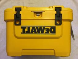 New DeWalt DXC10QT 10 Quart Heavy Duty Roto Molded Jobsite W